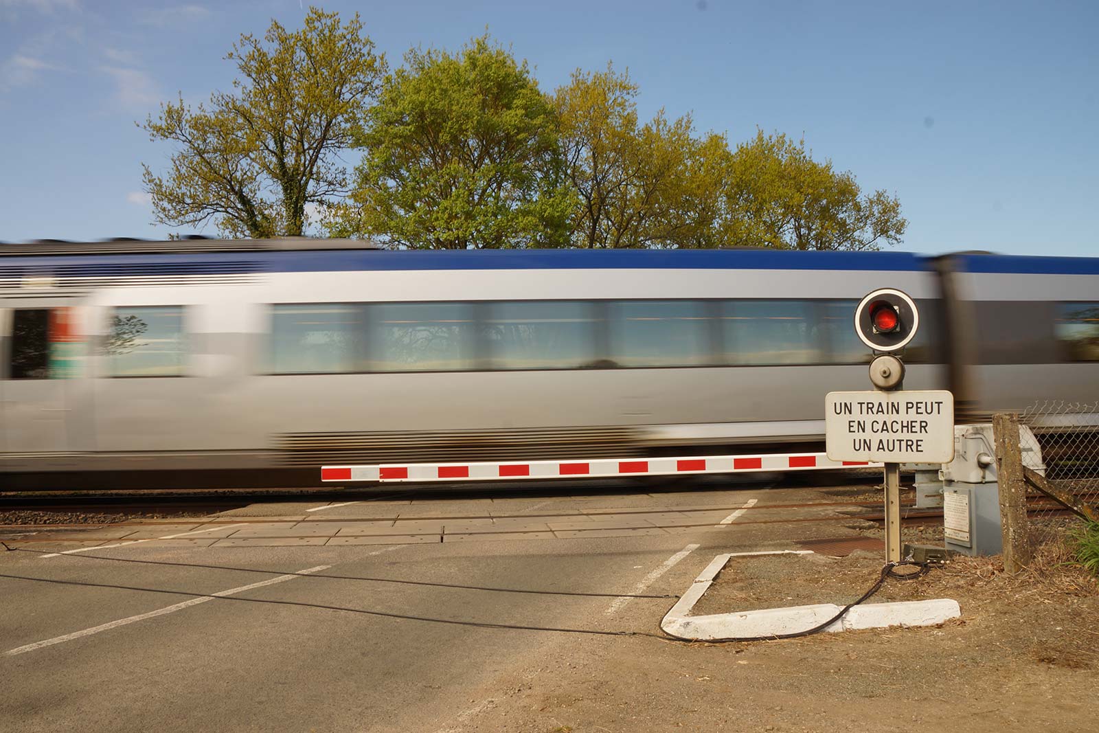 Conseils pratiques 3 svg+xml;charset=utf