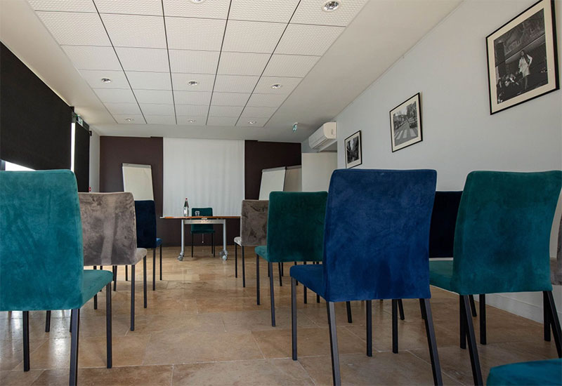Salle de formation de l'hôtel La Chartreuse, à Cahors