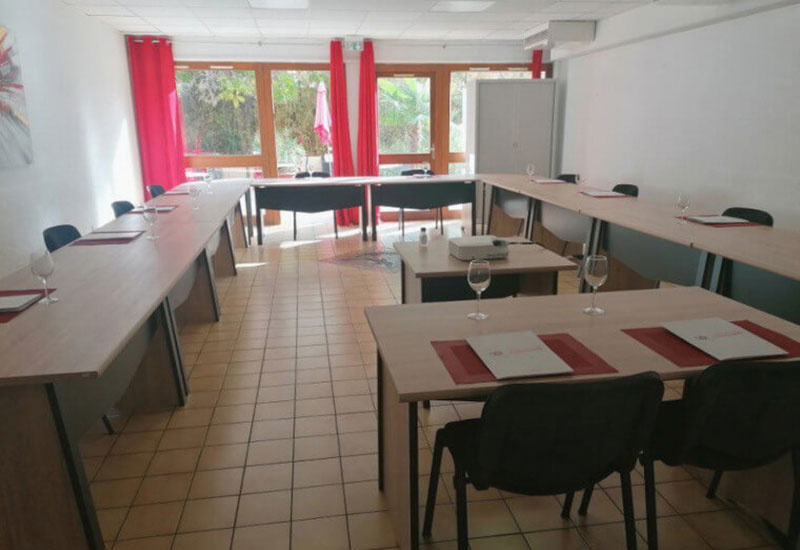 Le-Clos-Des-Tanneurs-Romans-Sur-Isere-formation Salle de formation du Comfort Hotel Le Clos des Tanneurs, à Romans-sur-Isère