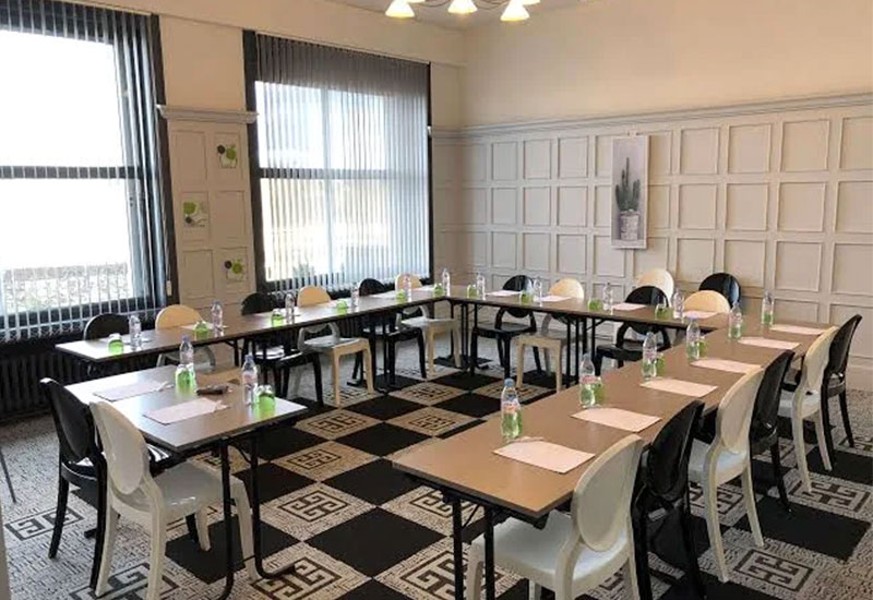 Salle formation best western adagio Saumur