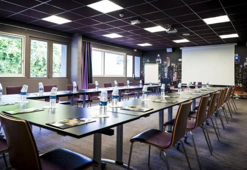 brit-hotel-pomme-dor-langueux-formation-800x550 Salle de formation -Hôtel Brit Hotel Saint Brieuc Langueux