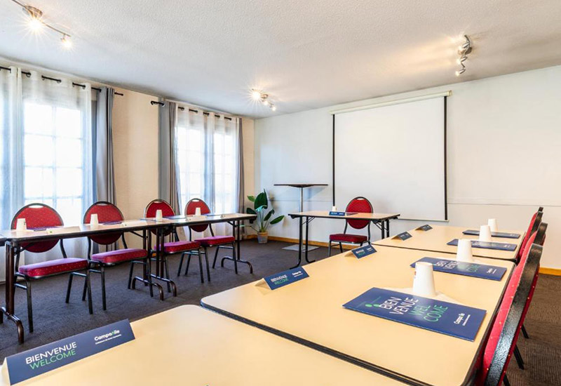 Salle de formation à Campanile à Moneteau
