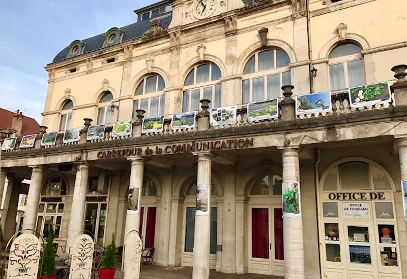 carrefour de la communication de Lons le saunier