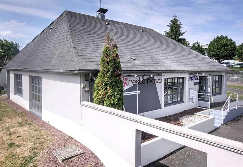 hotel-inn-design-Sable-sur-Sarthe-facade-800X550 hotel-inn-design-Sable-sur-Sarthe-facade-800X550