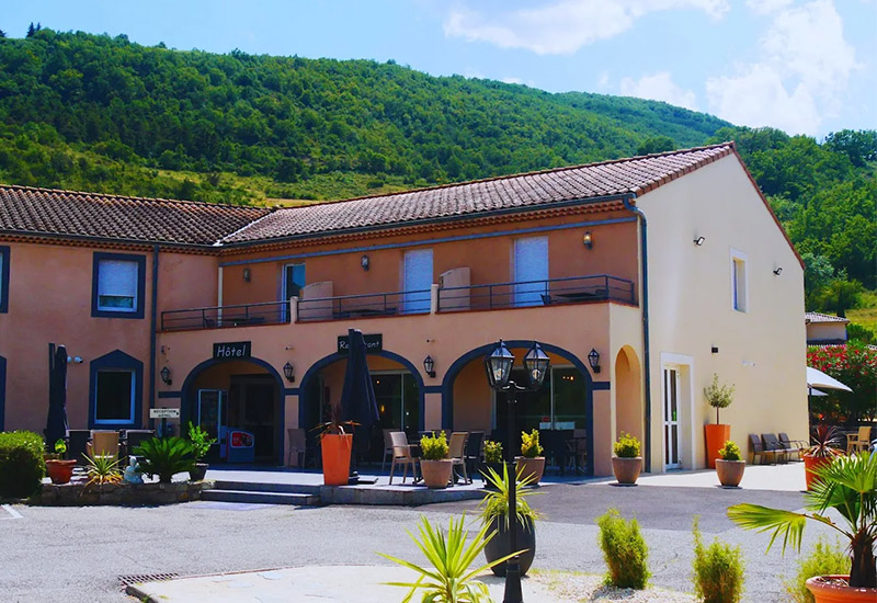 hotel-les-chataigniers-privas-800X550 Hôtel Les Châtaigniers Privas