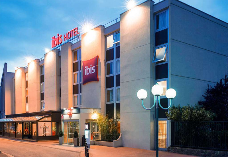ibis-Gennevilliers-facade-800X550 Façade de l'hôtel Ibis de Gennevilliers