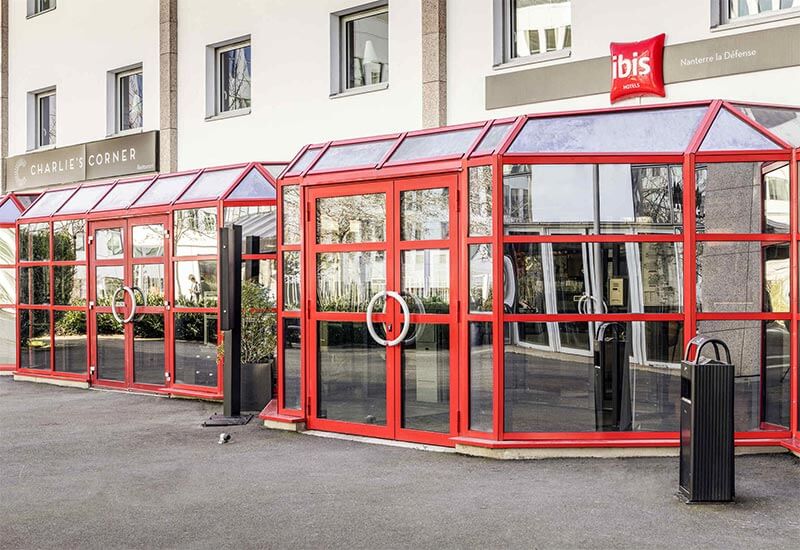ibis-nanterre-la-defense-Nanterre-facade-800X550 Façade de l'hôtel Ibis Nanterre La Défense
