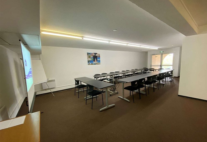 kyriad-frejus-formation-800X550 Salle de formation à Kyriad à Frejus