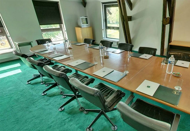 restaurant-golf-L-Isle-Adam-formation-800X550 Salle de formation du Restaurant-Golf de L'Isle-Adam