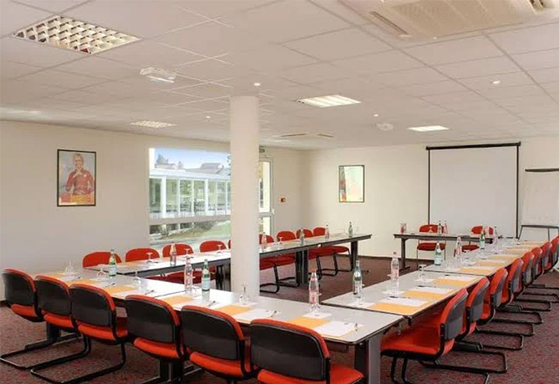 salle-formation-ibis-mexy-800X550 salle-formation-Ibis-mexy
