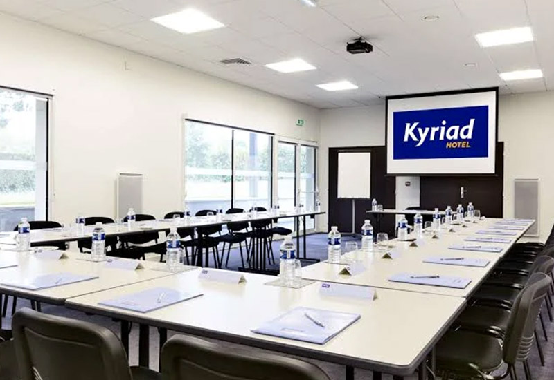 salle-formation-kyriad-laval-800X550 Salle formation Kyriad Laval