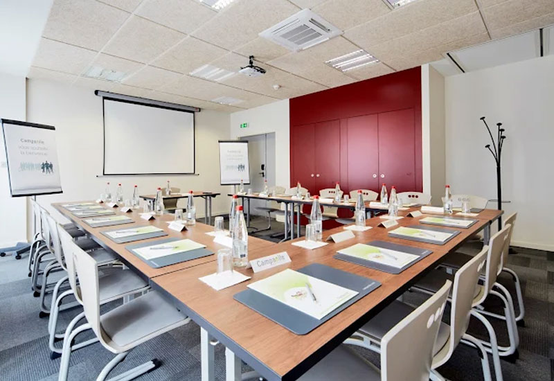 campanile-Cergy-formation-800X550 Salle de formation de l'hôtel Campanile du parc d'activités de Cergy
